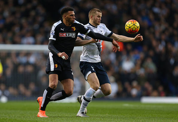 每体：拉菲尼亚今天回俱乐部康复训练，预计不会立即开始合练（每体：拉菲尼亚今日返队进行康复，短期内不参加合练）