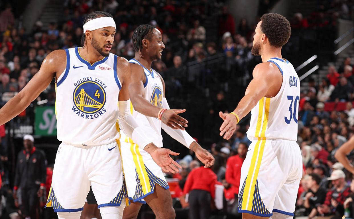 国际米兰圆领卫衣，太漂亮啦想要（这件国际米兰圆领卫衣太好看，忍不住想入手）