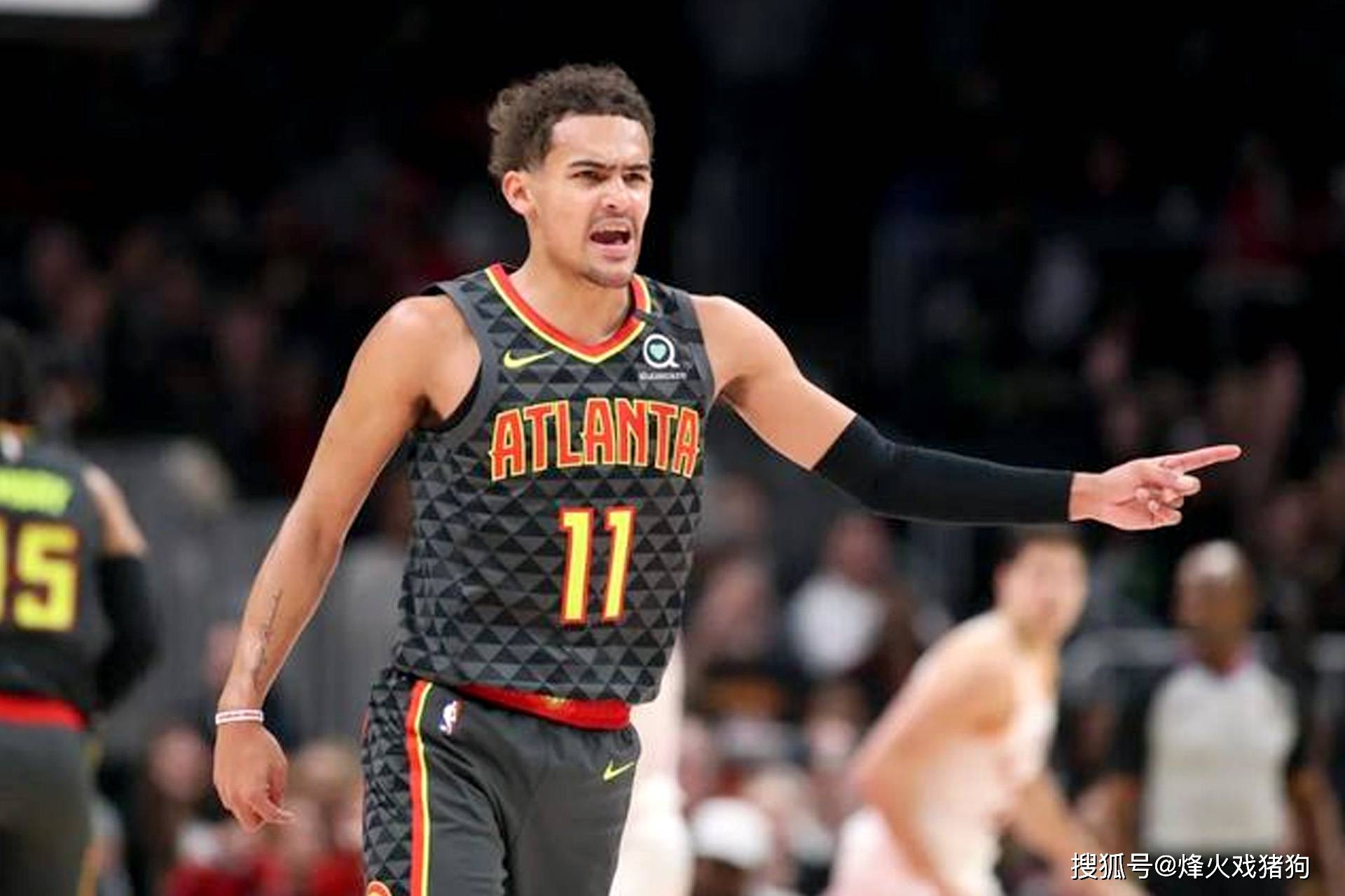 作为曼联球迷，真得感谢纽卡在关键时刻抬了一手（曼联球迷：感谢纽卡关键时刻伸出援手）