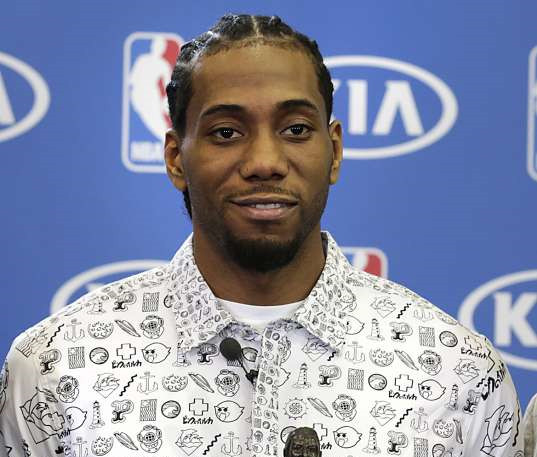 世体：后腰是最适合埃里克的位置，表现甚至超越了德容（世体：埃里克踢后腰最合适，表现已超越德容）