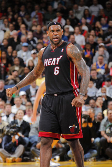 篮球勇士主力球员伤愈复出（勇士核心球员伤愈回归）