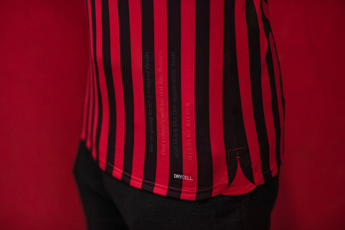 官方：内马尔父亲拥有的公司NR Sports正式收购贝利品牌（官宣：内马尔父亲控股的NR Sports正式收购贝利品牌）